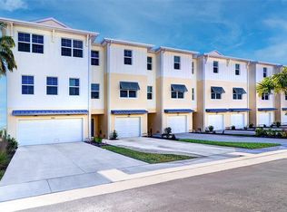 9936 Key Haven Rd, Seminole, FL 33777