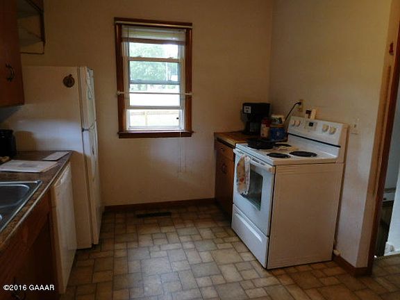 4th image of 114 1st Ave NW