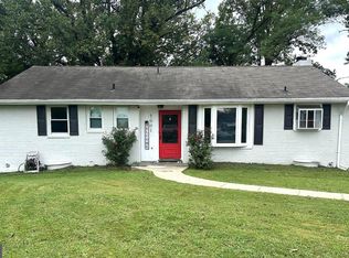 5001 Yorkville Rd, Temple Hills, MD 20748