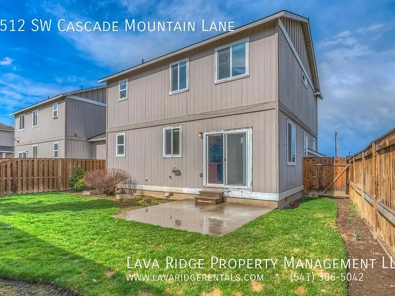 2512 SW Cascade Mountain Ln — Photo 2