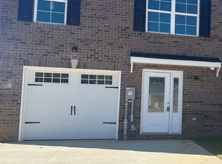 210 Dixon Cir, Vine Grove, KY 40175