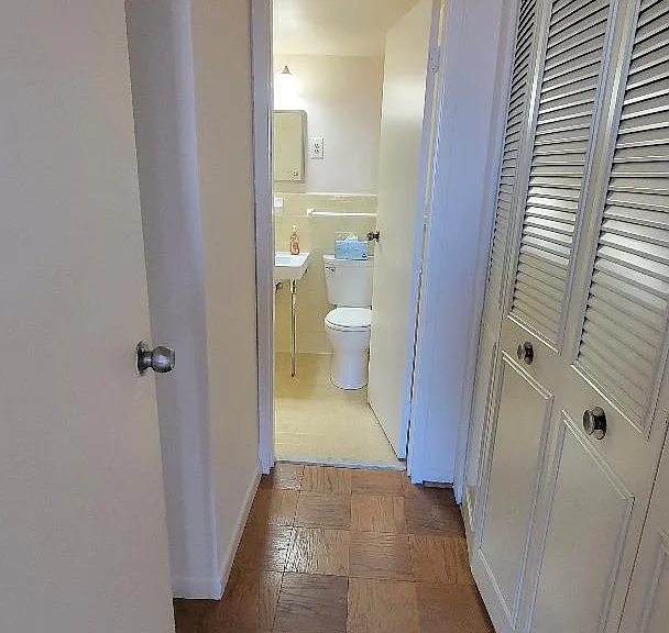10401 Grosvenor Pl #1308 — Photo 6