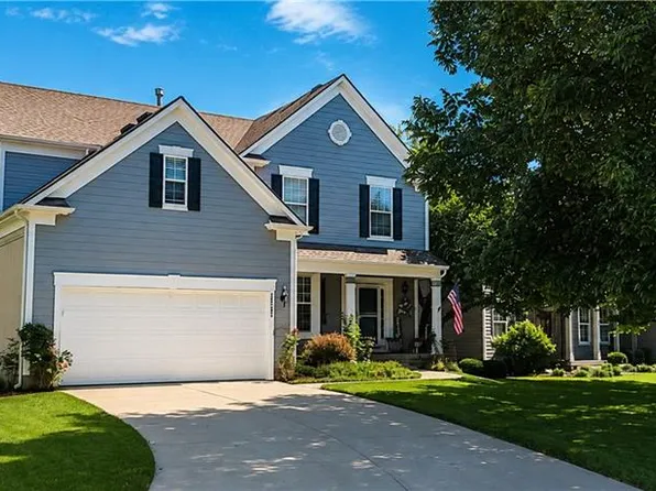 15182 W 158th Ter, Olathe, KS 66062