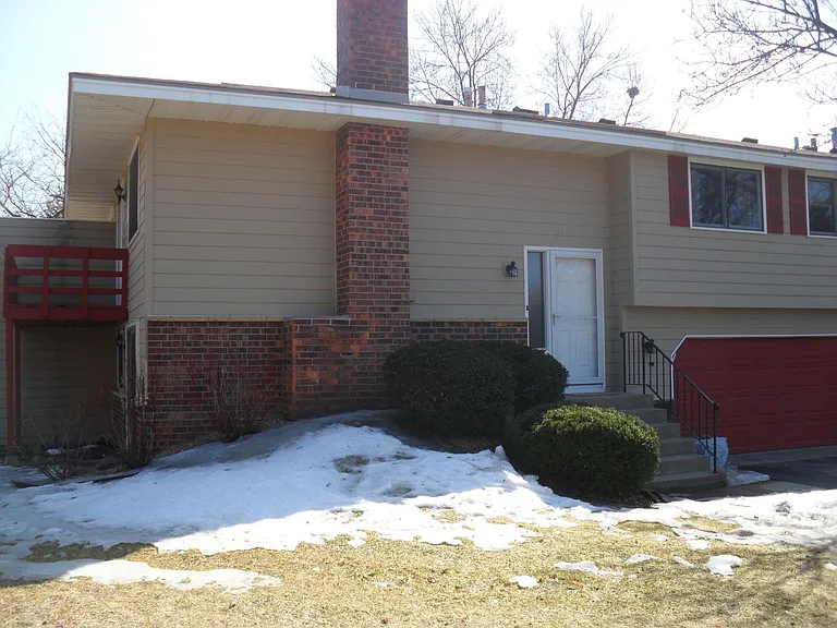 10435 Decatur Cir — Photo 14