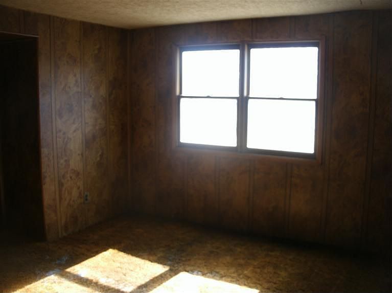 2nd image of 6561 Sycamore Rd