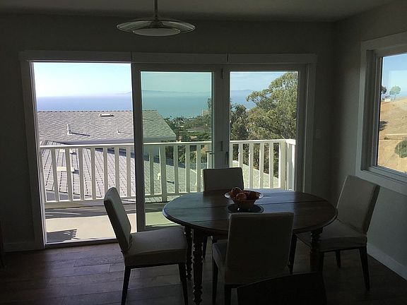 4th image of 375 Mariposa Dr