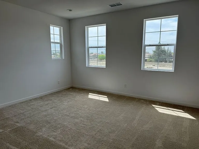13885 Sedum Ln — Photo 15