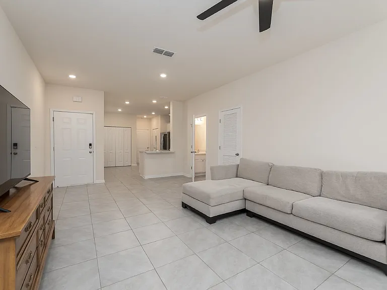 9621 Baylin Ct — Photo 5