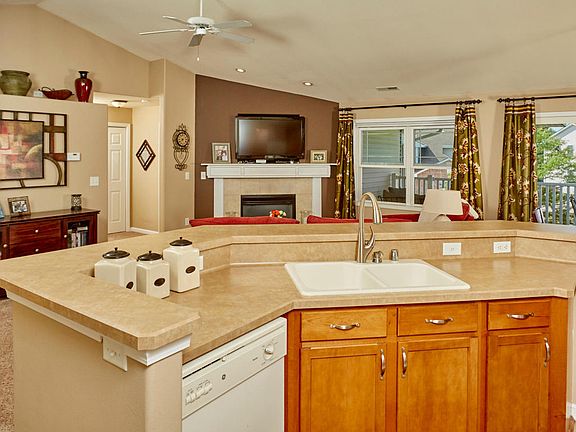 4th image of 460 County Road Nn E Unit 7