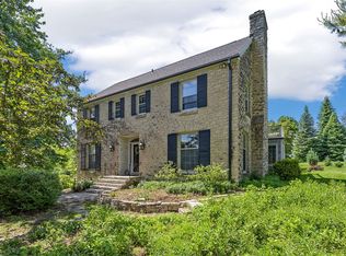 2168 Linden Dr SE, Cedar Rapids, IA 52403