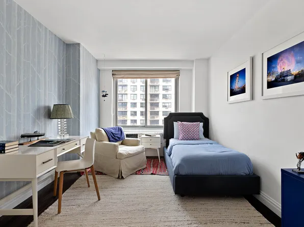 300 East 74th Street 23G image 13 of 14