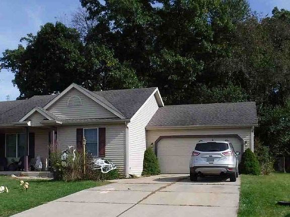 2nd image of 57818 Westport Ln