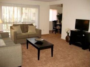 302 Windsong Ln APT E, Yorktown, VA 23693