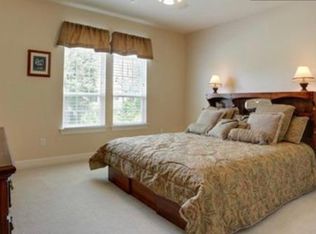 68 Woodstone Dr, Mandeville, LA 70471