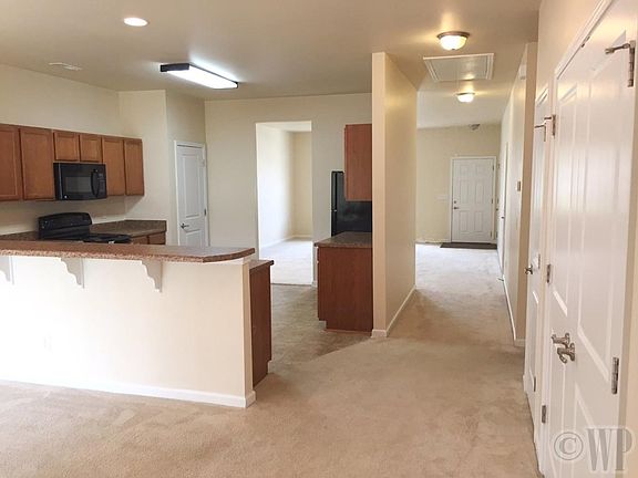 4th image of 4060 Broadview Ln