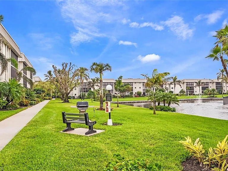 788 Park Shore Dr #G17 — Photo 42