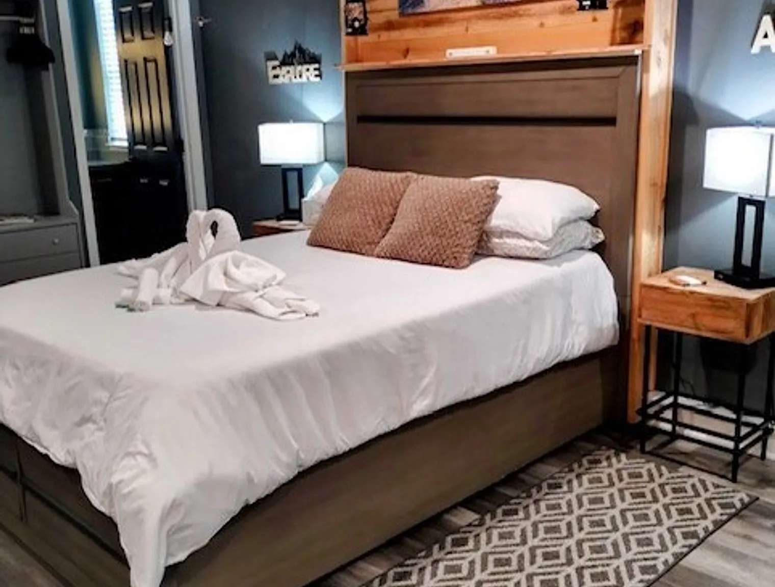 1 bed, 1.0 bath, $4,463 — Photo 1