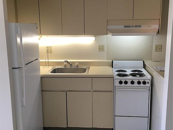 2nd image of 1060 Kamehameha Hwy APT 2704A