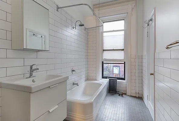 Rented by Corcoran | media 18