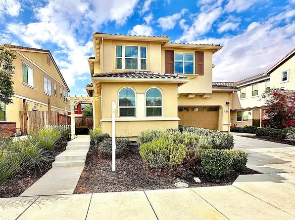 262 Lasata Dr, Tracy, CA 95377