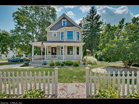 3rd image of 25 Glastonbury Ave