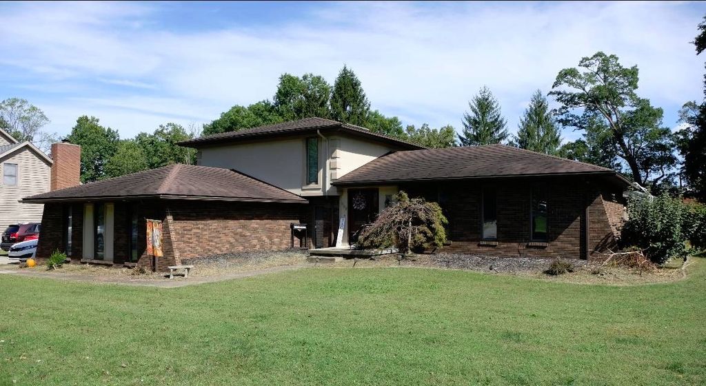 Real estate listing image