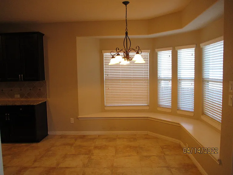 2505 Mesa Glen Dr — Photo 14