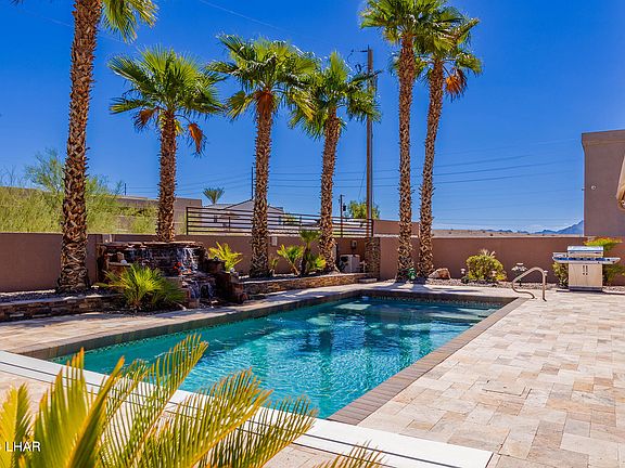 5th image of 2560 Sweetwater Ln