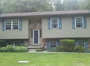516 Barnstable Rd, Carlisle, PA 17015