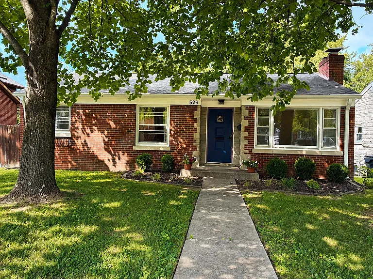 523 Lone Oak Dr — Photo 1