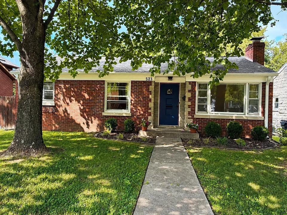523 Lone Oak Dr
