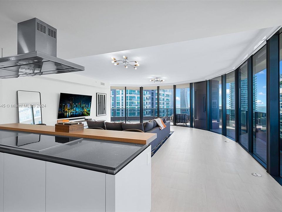 1st image of 1000 Brickell Plz Unit 4202