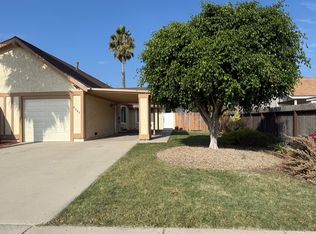 5287 Hidalgo St, Camarillo, CA 93012