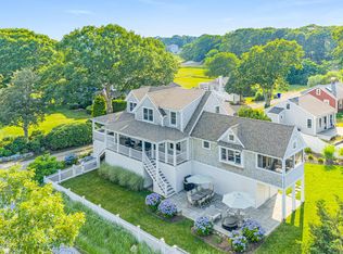 214 Circuit Ave, Bourne, MA 02532