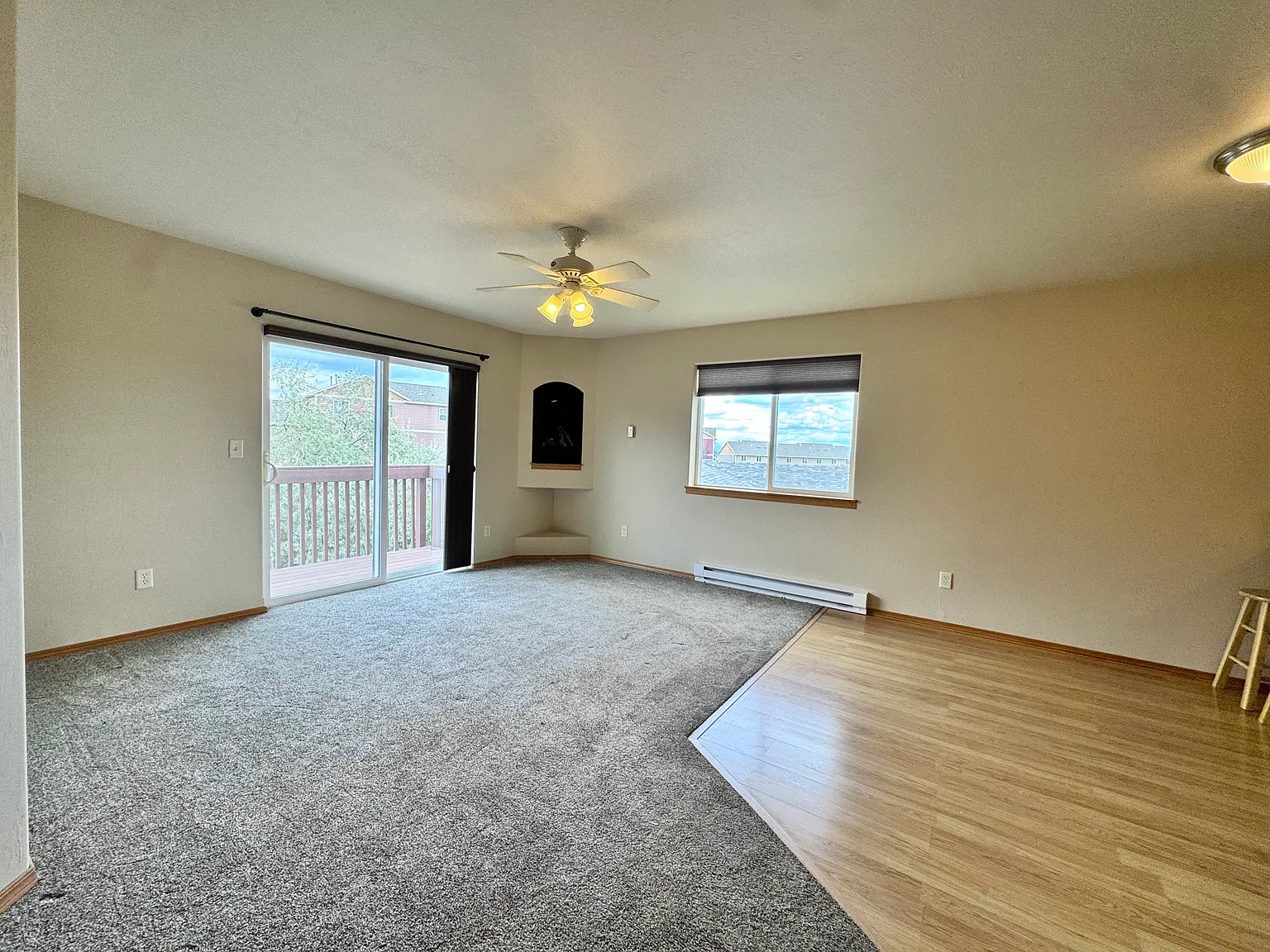 3 bed, 876 sqft, $2,500 — Photo 4