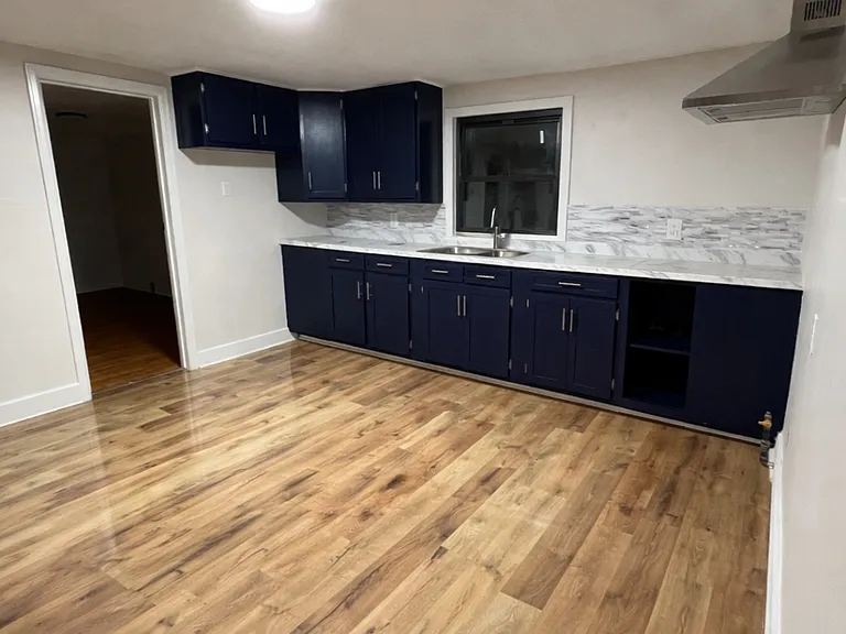130 Dartmouth Ave #2 — Photo 2