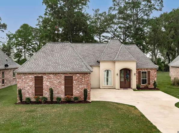 4940 Pointe Prospect Dr, Oscar, LA 70762