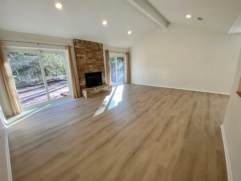 2 N Waxberry Rd — Photo 5