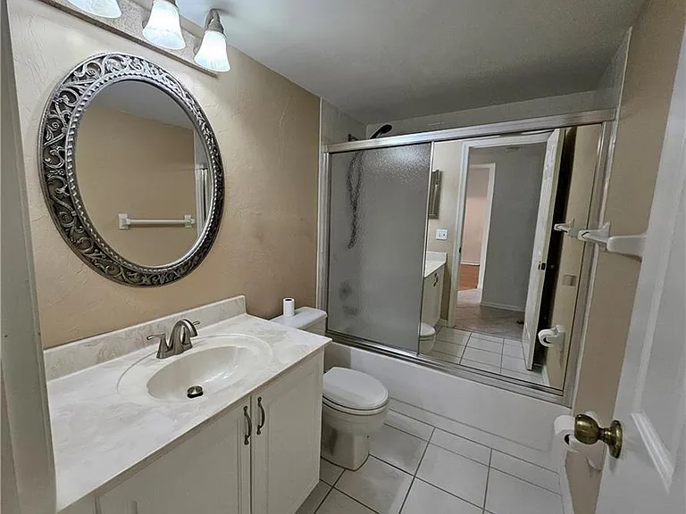 3001 Sandpiper Bay Cir #B202 — Photo 17