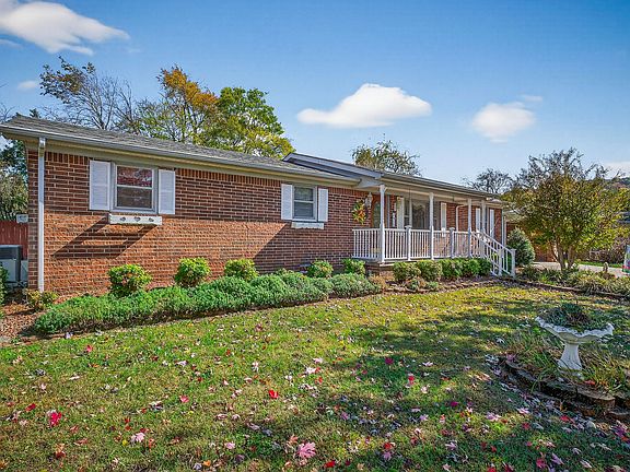 4th image of 87 Woodlee Ct