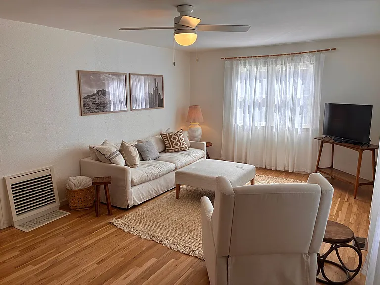831 Capitol Hill St — Photo 6