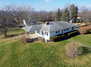 64 Sherwood Rd, Aurora, NY 13026