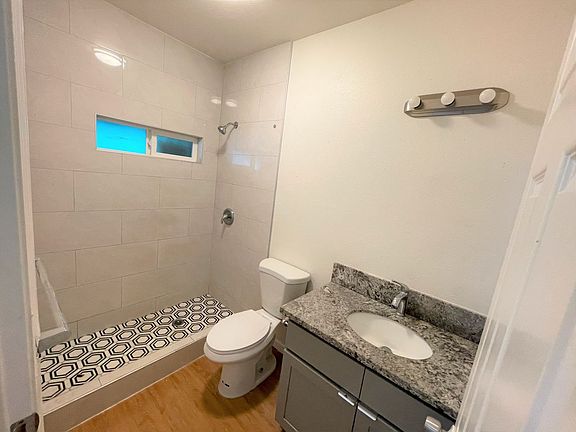 5th image of 825 & 829 Lehua Ave #4