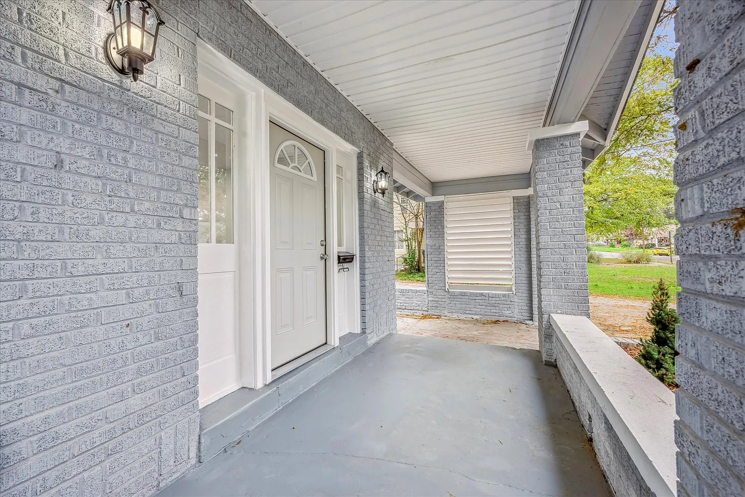 3 bed, 2100 sqft, $2,500 — Photo 4