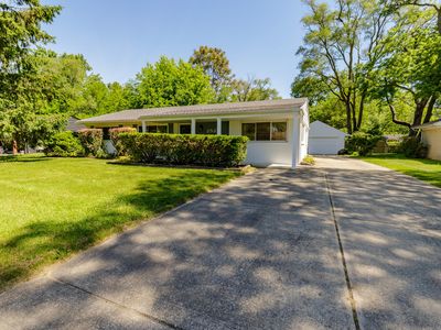 2522 Lafay Dr, West Bloomfield, MI, 48324