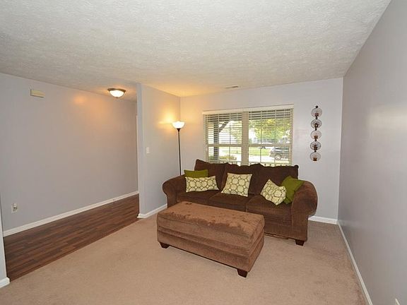 4th image of 6514 Pergola Ln