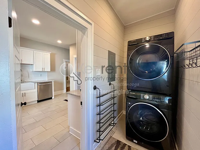 705 Barton Ave — Photo 9