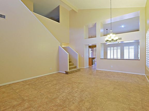 3rd image of 4802 E Casey Ln