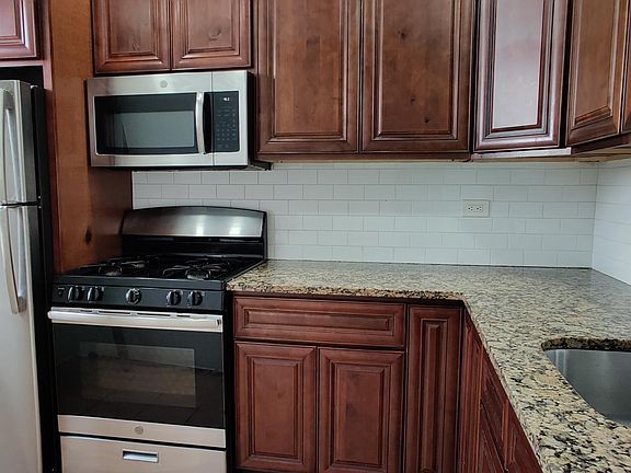 2nd image of 4339 Matilda Ave #3