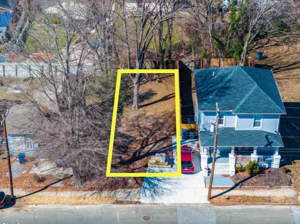 822 Kent St, Durham, NC 27701